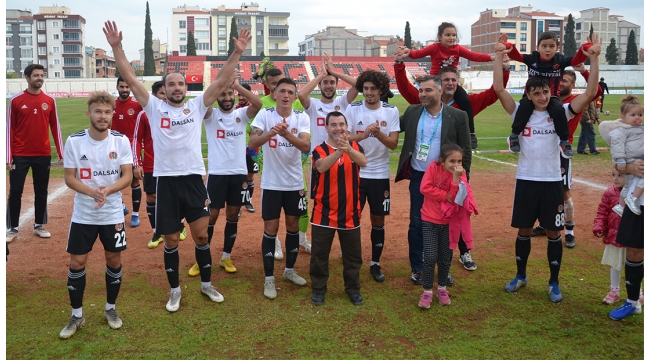 Turgutluspor kendine geldi