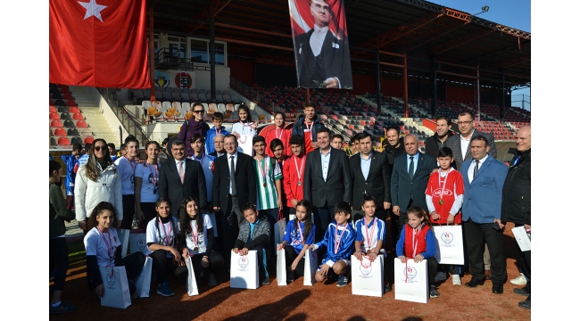Atatürk koşusu Turgutlu'da da yapıldı