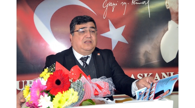 CHP'de Hüseyin Oğuz adaylığını duyurdu