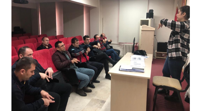 İtfaiye personellerine işaret dili eğitimi