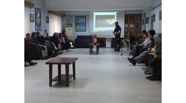 İtfaiyeden Turgutlu Huzurevinde Tatbikat