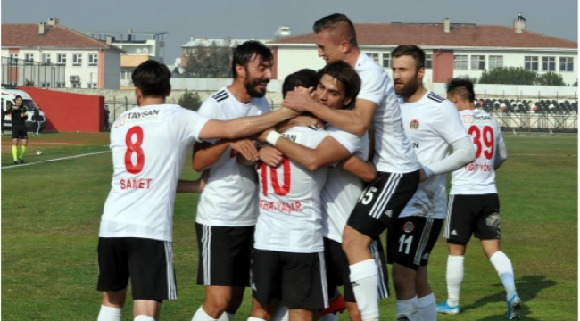 Turgutluspor devreye galibiyetle girdi