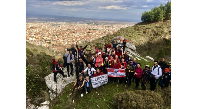 Zirve dağcılarından Spil Dağı ve Hasan Dağı etkinlikleri