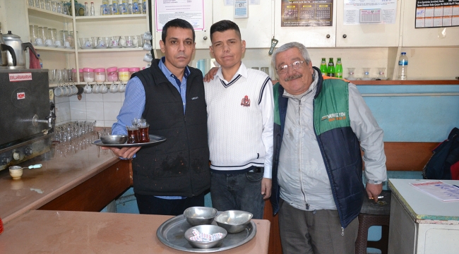 40 Yıllık Esnaf Aileyi Unutmadılar