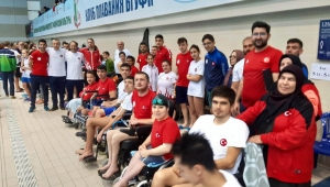 Engelli Yüzücülerimiz Belarus'u Salladı