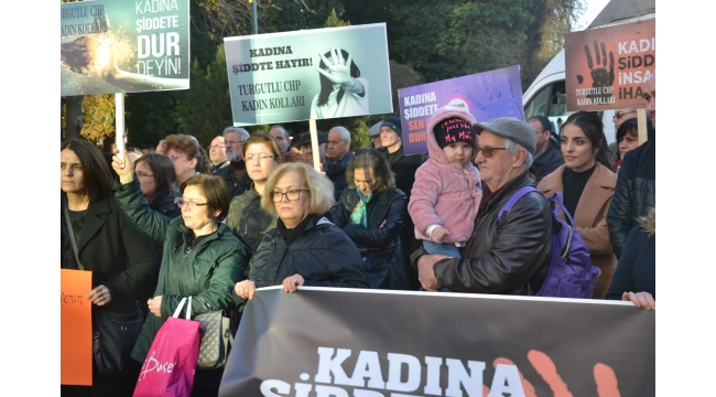 CHP İlçe Teşkilatından 'Kadına Şiddete Hayır' 