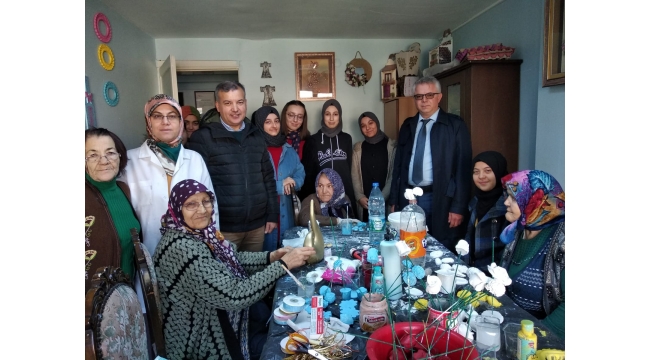 Öğrencilerden  Huzurevini Ziyaret