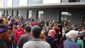 Bilgikent'in bursluluk ve tanışma sınavına 2500 öğrenci katıldı
