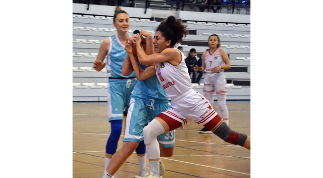 Turgutlu Belediyespor lider karşısında tutunamadı: 40-69