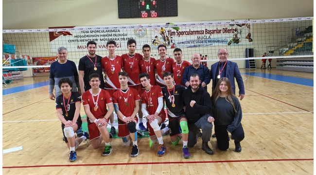 Final Lisesi, Türkiye'nin en iyi ilk 8 takımı arasında!