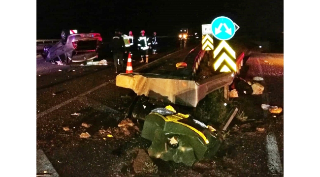 Otomobil bariyerlere çarparak takla attı: 1 ölü 3 yaralı