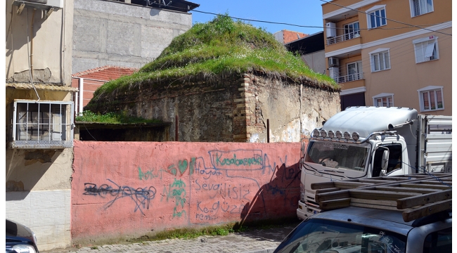 Tarihi hamam kütüphaneye dönüşüyor