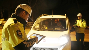 Trafik uygulamasında 2 bin 130 araca kontrol: 72 bin 958 lira ceza!