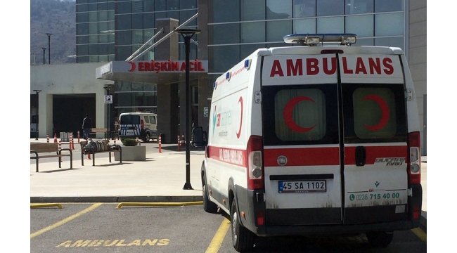 Üniversite öğrencisi genç kız yurtta bıçakla yaralandı