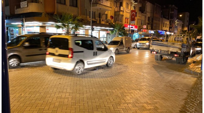 3 günlük kısıtlama sonrası Atatürk Bulvarı'nda hareketlilik!