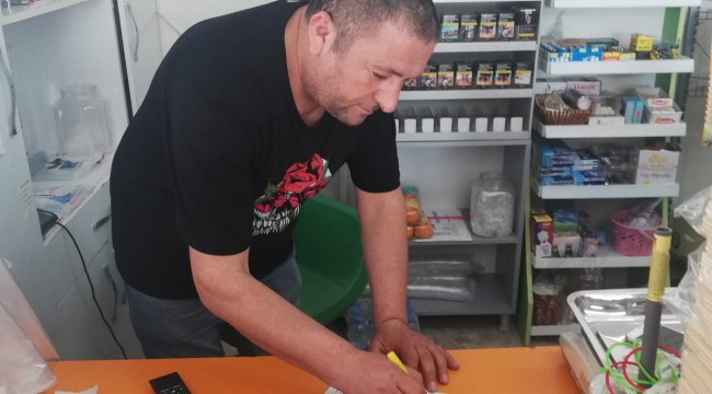 İzmir'de gizli hayırsever veresiye defterindeki borcu kapattı