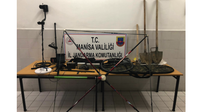 Kaçak kazı yapan 5 kişi yakalandı