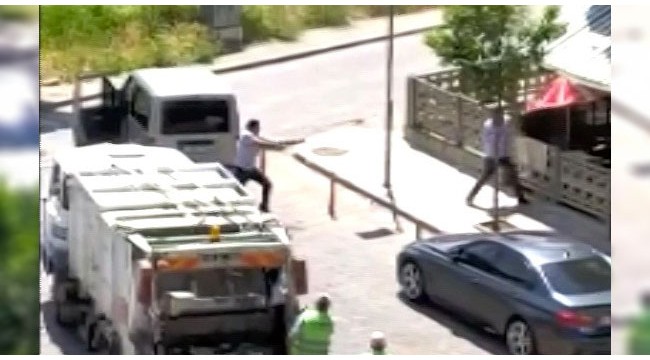 Sokak ortasında silahlı saldırı