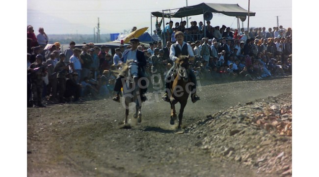 Tarihten İzler: Rahvan at yarışları