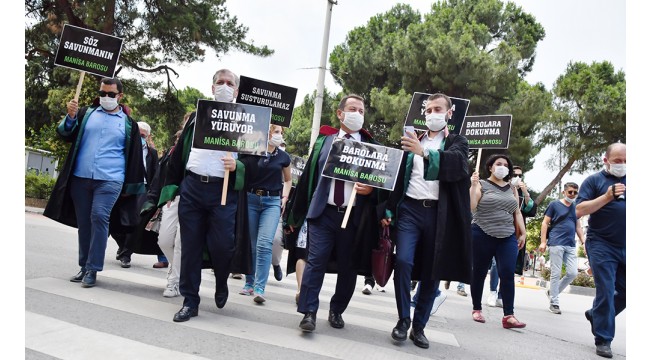 Türkiye'de 60 baro başkanı 'Barolara Dokunma ve Savunma Yürüyüşü'ne başladı