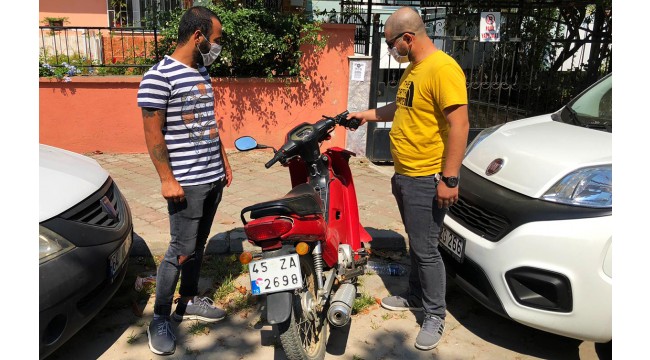 Polis çalıntı motosikleti sahibine teslim etti