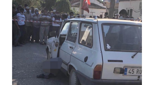 Manisa'da eski eşinin tüfekle ateş ettiği kadın ile 1 kişi hayatını kaybetti