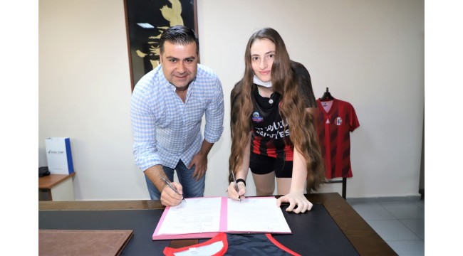Turgutlu Belediyespor transfere doymuyor