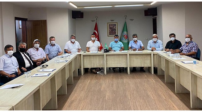 Üzüm üreticileri: “13 lira 50 kuruş altındaki rakam bizlere bağları söktürür” 