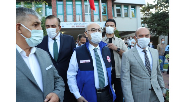 İzmir'de balık sezonu açıldı