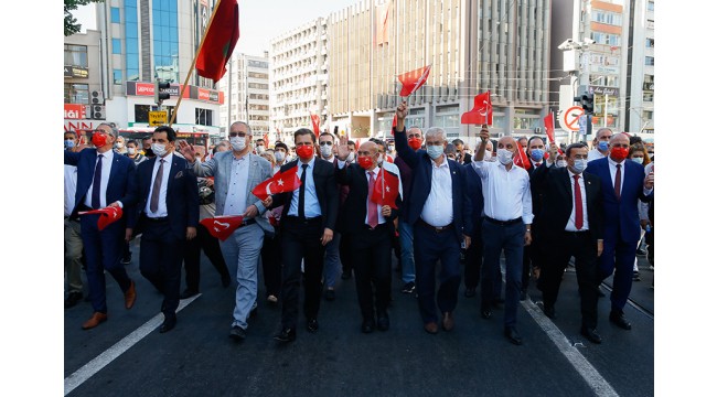 İzmir'in düşman işgalinden kurtuluşunun 98. yıl dönümünü kutlamaları başladı