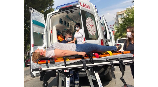 Motosikletten düşen genç kadın yaralandı