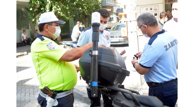 Polis ve zabıtadan kaldırım işgallerine af yok!