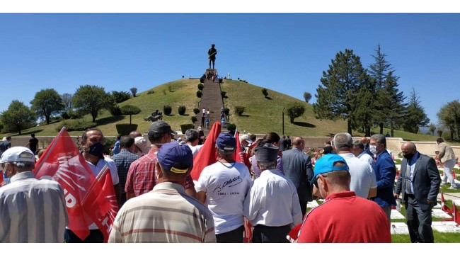 Turdak, 30 Ağustos'ta Dumlupınar Şehitlerini yerinde andı