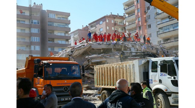 Bakan Koca, İzmir depremine ilişkin son durumu paylaştı