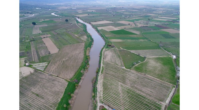 Gediz Nehri'nde su kalitesini artırmak için 300 milyon liralık yatırım yapıldı