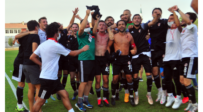 Turgutluspor koltuğu sevdi