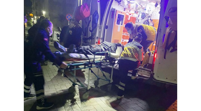 Sepetli motosiklet ile otomobil çarpıştı: 2 yaralı