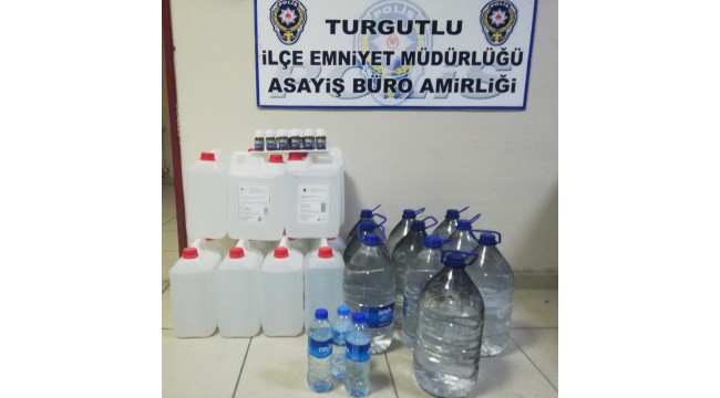 Turgutlu'da metruk binaya kaçak rakı operasyonu