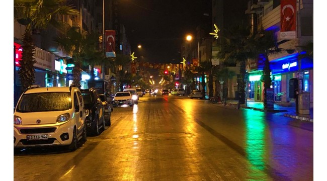 80 saatlik sokağa çıkma kısıtlaması başladı