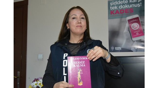 Kadın polis, hemcinslerine yönelik şiddeti kitapla anlattı