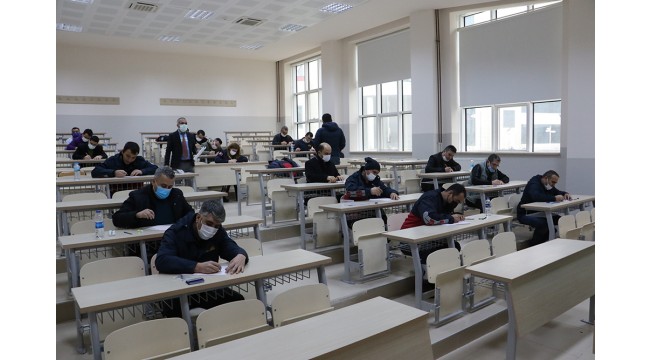 İtfaiye ve zabıta personelleri 'Görevde Yükselme Sınavı'nda ter döktü