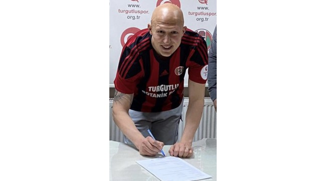 Sezer Özmen Turgutluspor’da