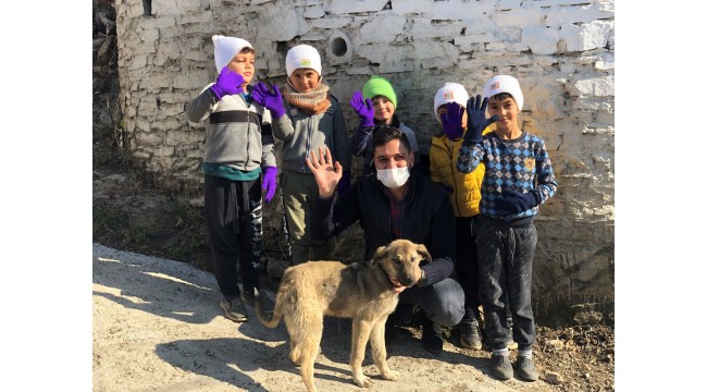 Turgutlu Belediyesi 100 çocuğun yüzünü güldürdü