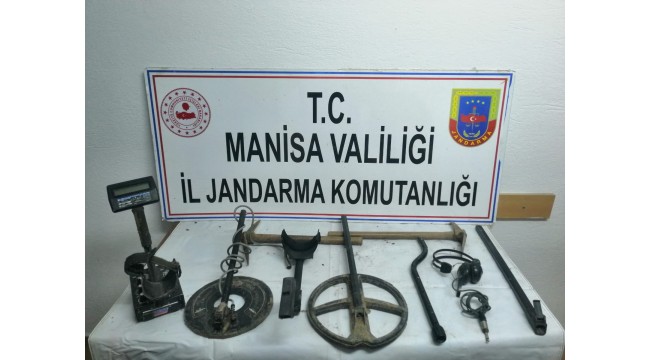 Kaçak kazı yapan 6 şüpheli suçüstü yakalandı