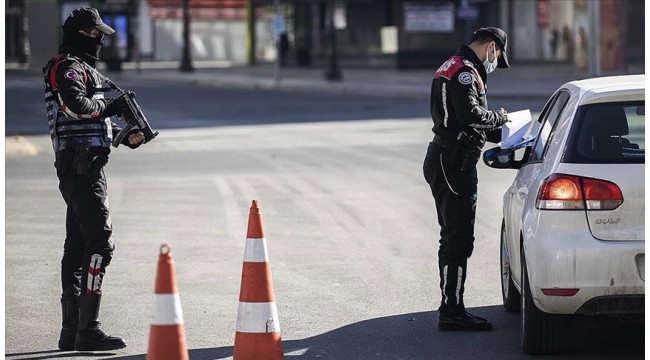 Sokağa çıkma kısıtlamasını ihlal eden 32 bin 181 kişi hakkında işlem yapıldı