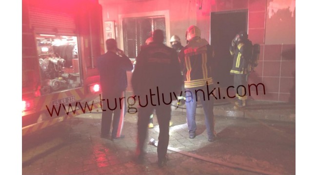 Turgutlu’da ev yangını: 2 gözaltı