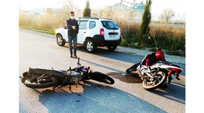 12 yaşındaki çocuğun kullandığı motosikletin karıştığı kazada 3 kişi yaralandı