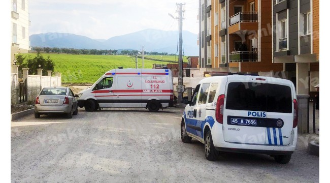 Kurusıkı tabancayla oynarken kazara çenesinden vuruldu