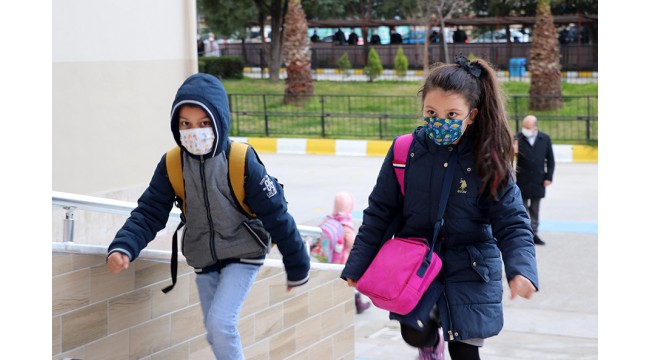 Manisa'da yüz yüze eğitime başlandı