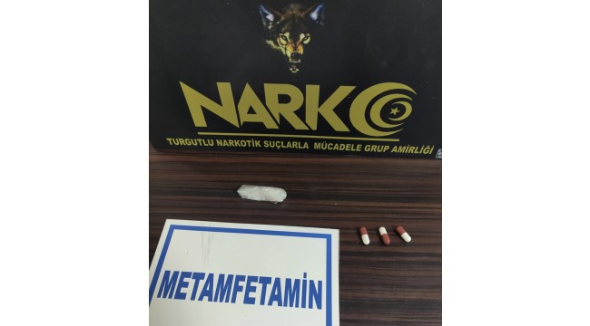 Polisten aranan şahıslar ve uyuşturucu operasyonu: 3 tutuklama